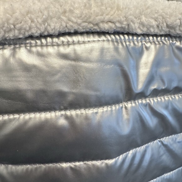 PAJAR Canada Metallic Silver Puffer Tote Bag Faux Shearling Trim Quilted Handbag - Picture 4 of 16